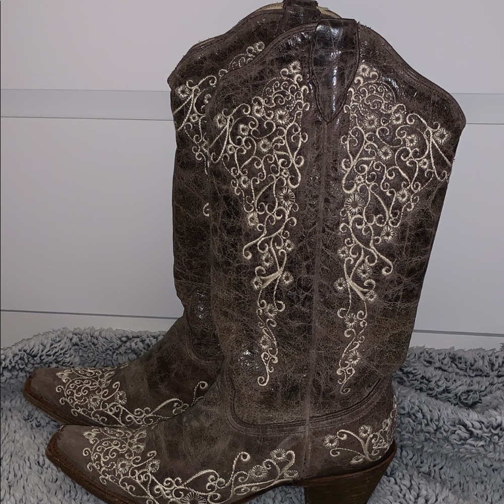 Corral Embroidered Cowgirl Boots